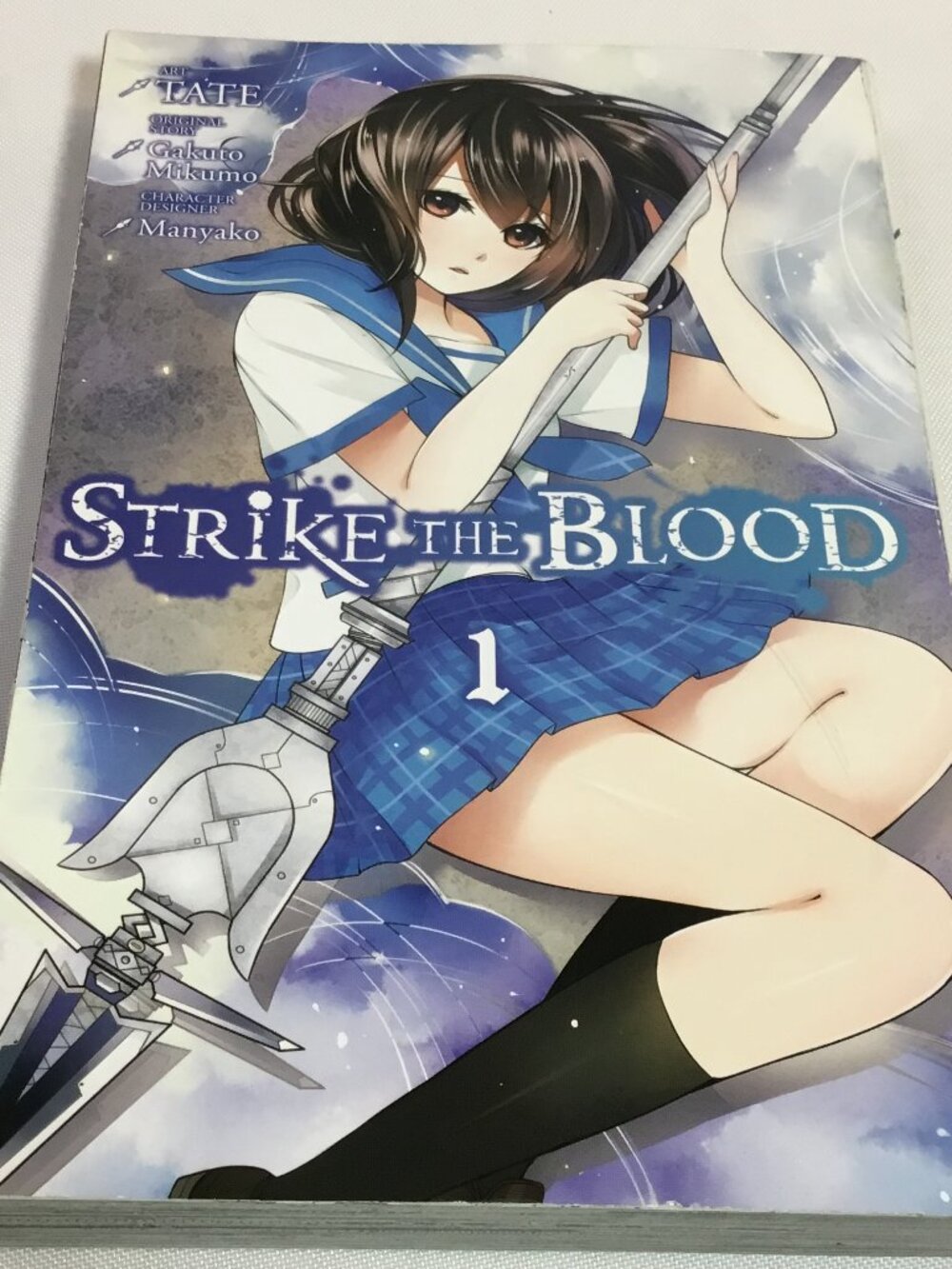 Strike the Blood, Vol. 1 manga (Paperback, 2015) english